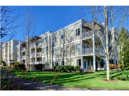 Riverfront Landing Unit A 408 is a top floor end unit. Features